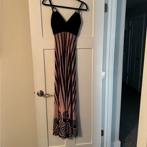 Super comfy dress, perfect for an outdoor summer event